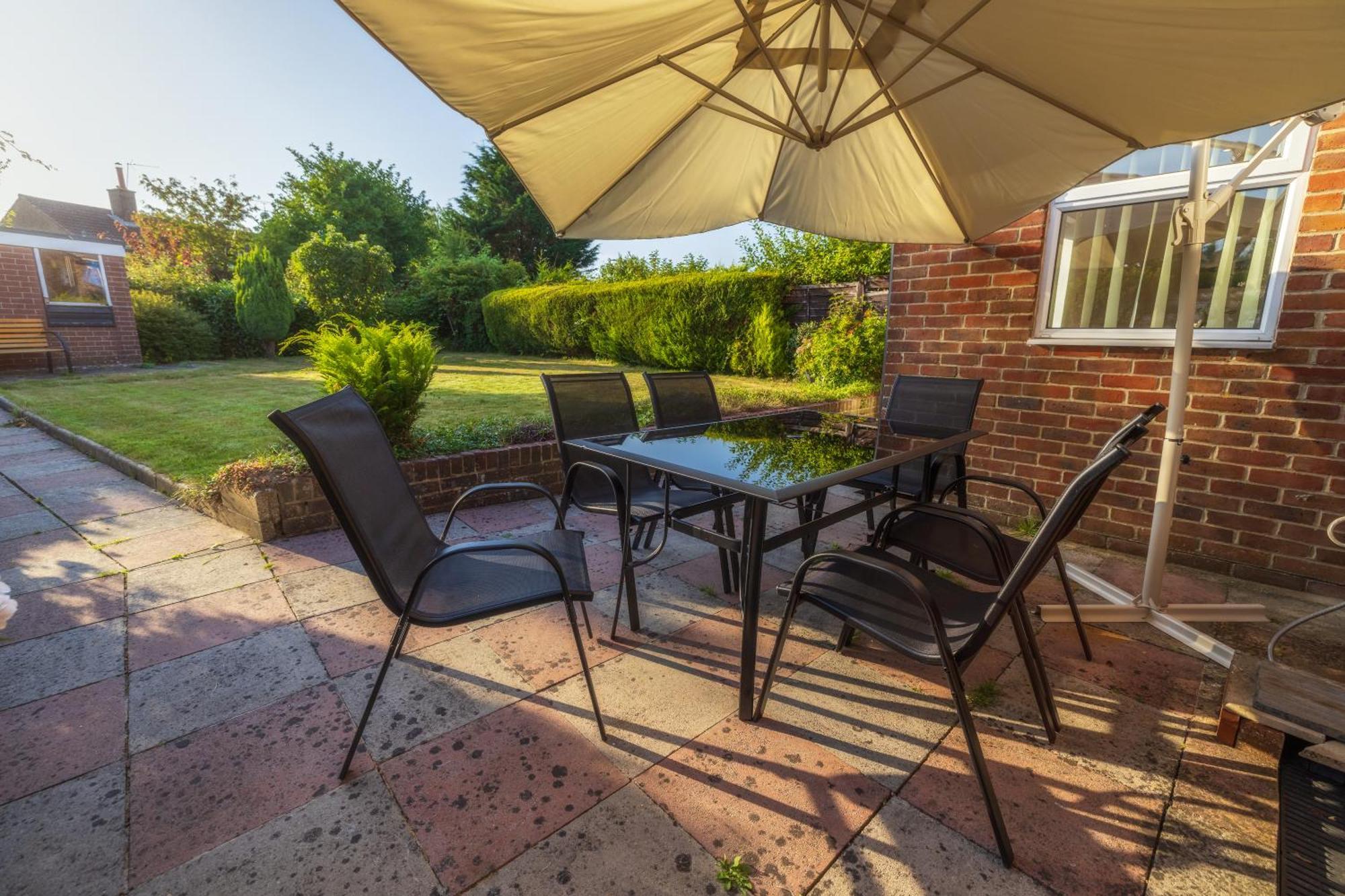 Villa The Secret Garden - West Sussex Crawley  Exterior foto